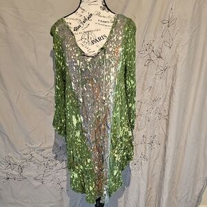 Green Printed Women's V-Neck Blouse by